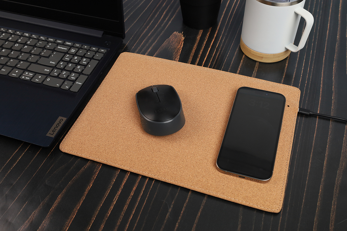 KHAKI - Cork Mousepad with Wireless Charger