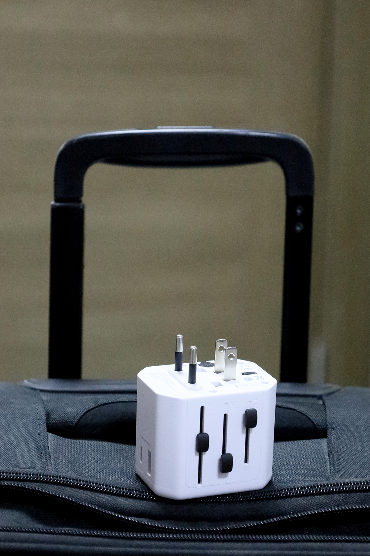 SALVER - Travel Charging Adapter